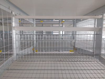 Layer cage inside