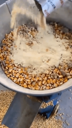 chicken-feed-pellet-making-machine chicken feed pellet making machine